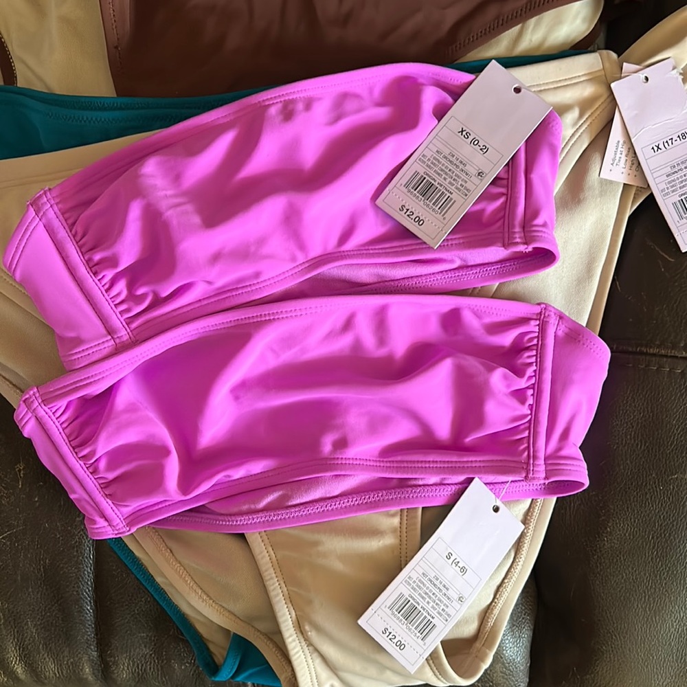 Women’s Pull Over Bandeau Bikini Top Size S and XS